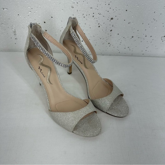 Nina size 9 Silver Glitter Open Toe Jeweled Ankle Strap Heels - Picture 1 of 14